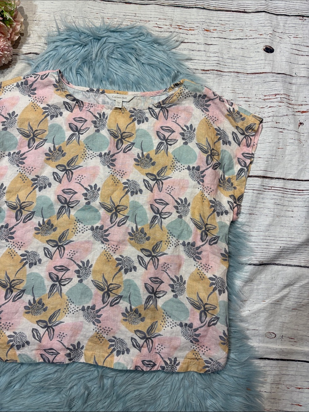 Garnet Hill Floral Tropical Linen Boxy Short Sleeve Top - Picture 3 of 9